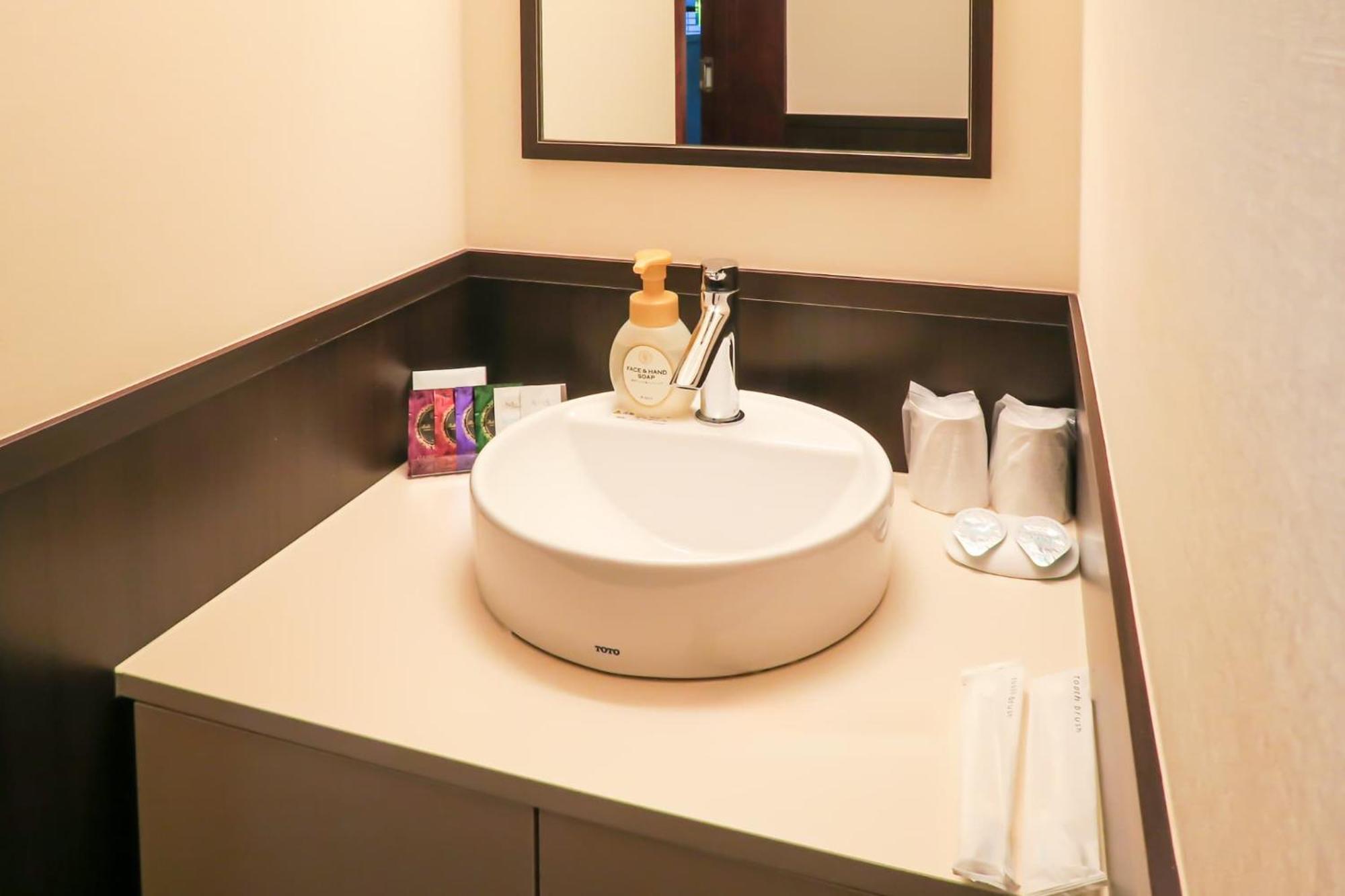 Ikebukuro Central Hotel Tokyo Bagian luar foto