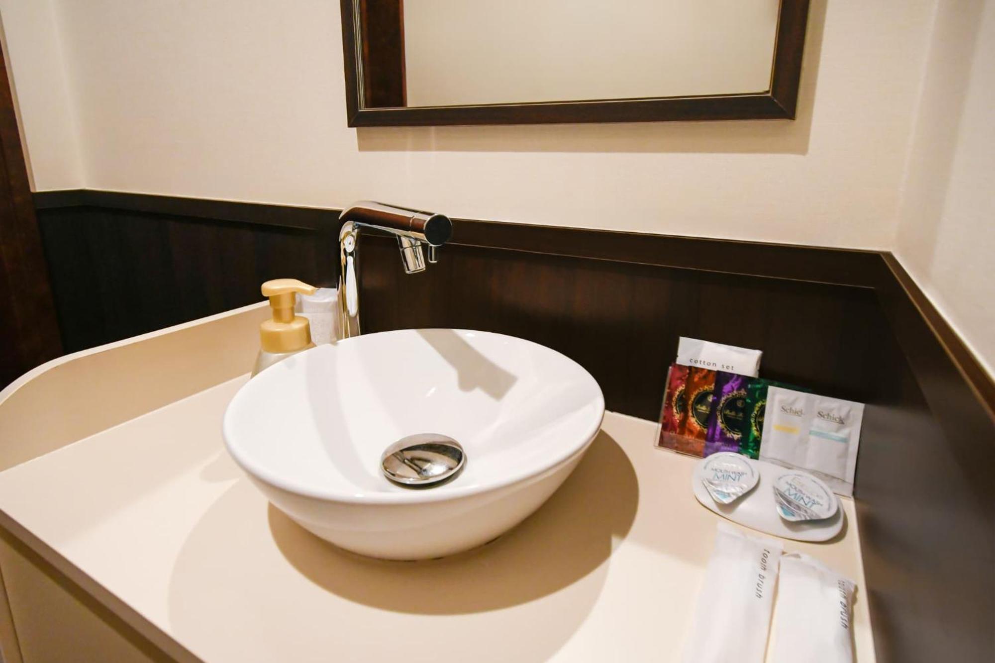 Ikebukuro Central Hotel Tokyo Bagian luar foto